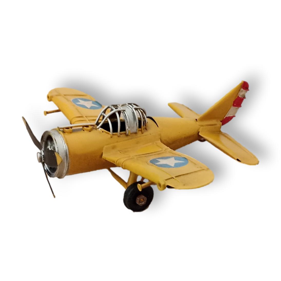 Avion Vintage en Chapa Modelo Militar