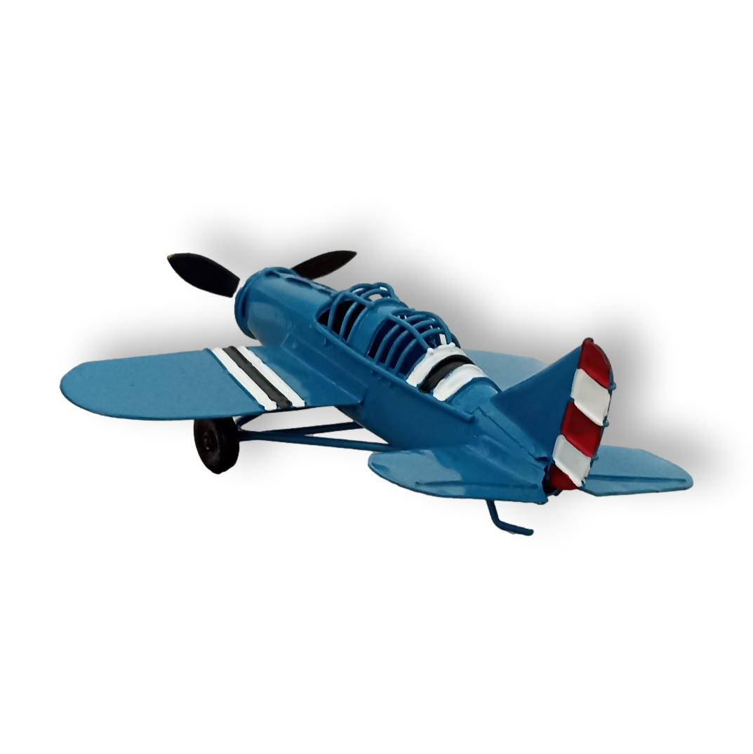 Avion Vintage en Chapa Modelo Militar