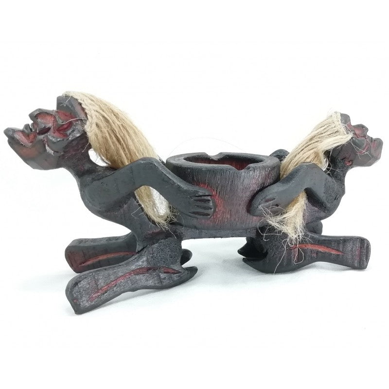 Cenicero de Hombrecito primitivo en madera