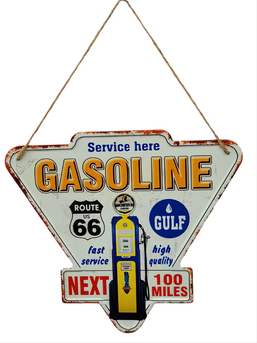 Chapa retro triangular modelo "Gasoline" con relieve